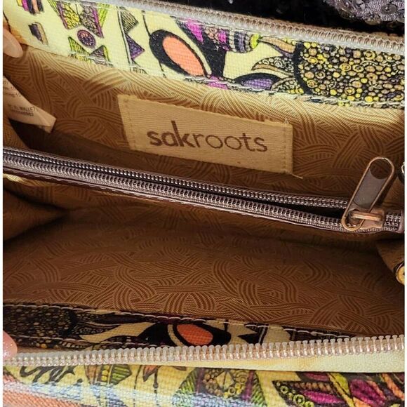 Sakroots wallet  - Picture 2 of 7